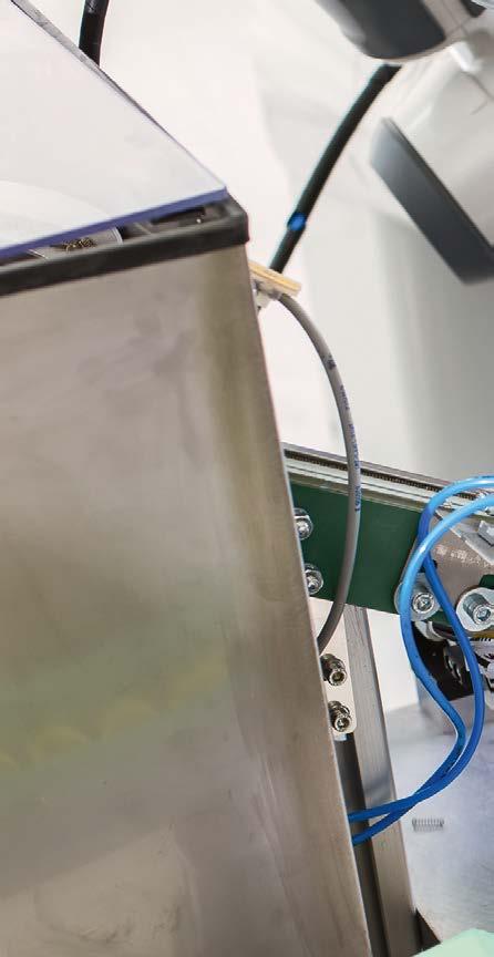 ABB s.r.o. Divize Elektrotechnické výrobky Resslova 3 466 02 Jablonec nad Nisou Kontaktní centrum Tel.