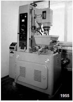 FSI VUT BAKALÁŘSKÁ PRÁCE List 13 Obrázek 1.5 Eleroda D1 (1955) od Agie ( Charmilles Technologies) [3].
