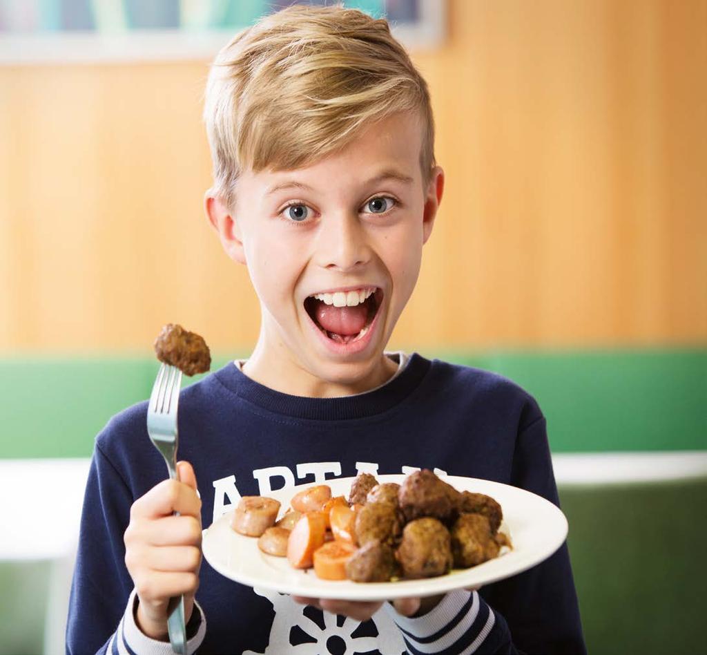 A jako u každého bufetu toho můžete sníst, kolik je libo! LAHODNÉ CHUTĚ Naše kavárna nabízí široký výběr studených a teplých jídel různých velikostí.