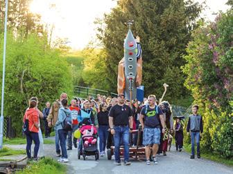 KRONIKA Foto: Anděla Veselá anves.rajce.idnes.cz PÁLENÍ ČARODĚJNIC V kalendáři se opět ukázalo datum 30. duben.