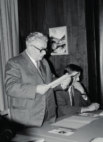 44 Zpravodaj /207 45 Ladislav Šebestík (. 3. 922 4.. 997) V listopadu uplynulo 20 let od smrti zakladatele poválečné modřické vlastivědy Ladislava Šebestíka.