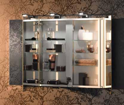 ROYAL UNIVERSE 42 43 ŠTÍHLÝ DESIGN DÍKY LED OSVĚTLENÍ Obzvláště štíhlé tvarování