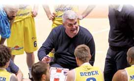 Hudba největšího regionálního tělesa hřála na duších posluchačů stejně jako paprsky probuzeného jarního slunce. PŮVODNÍ reportáž Martin ZAORAL V rámci už XIV.