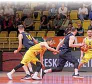 Pivot Olomoucka byl nominovaný do elitní pětky celé soutěže společně s opavským Jakubem Šiřinou, nymburskou dvojicí Jaromír Bohačík, Kendrick Ray a Lee Skinnerem z Kolína, který byl zvolený jako