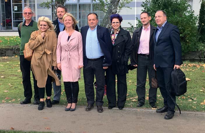 listopad 2017 zprávy 3 SDRUŽENÍ LÁZEŇSKÝCH MÍST Řekové se přijeli učit od českých lázní Do Česka zavítala delegace z řecké Sítě lázeňských míst DIAM, která při své studijní cestě navštívila i město