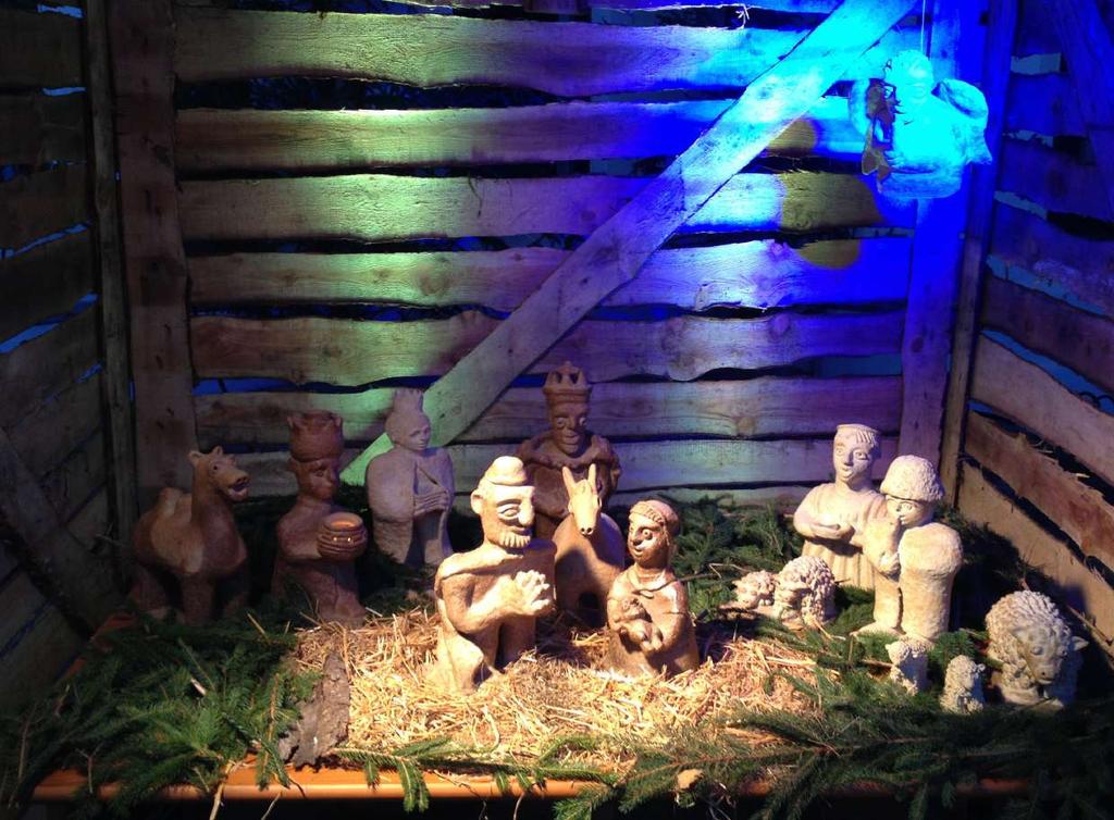 V rámci tasovské akce Vánoční koncert byl také nainstalován vánoční betlém, který tvoří celkem 20 figur z
