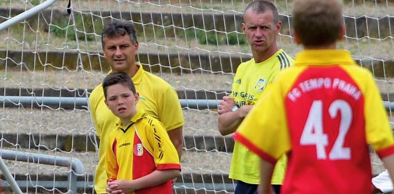 Zase jsme chtěli dominovat herně, ale kromě držení míče a střelby jsme chtěli i vylepšit bránění brejkových situací, do kterých se často soupeři dostávali z našeho tlaku.