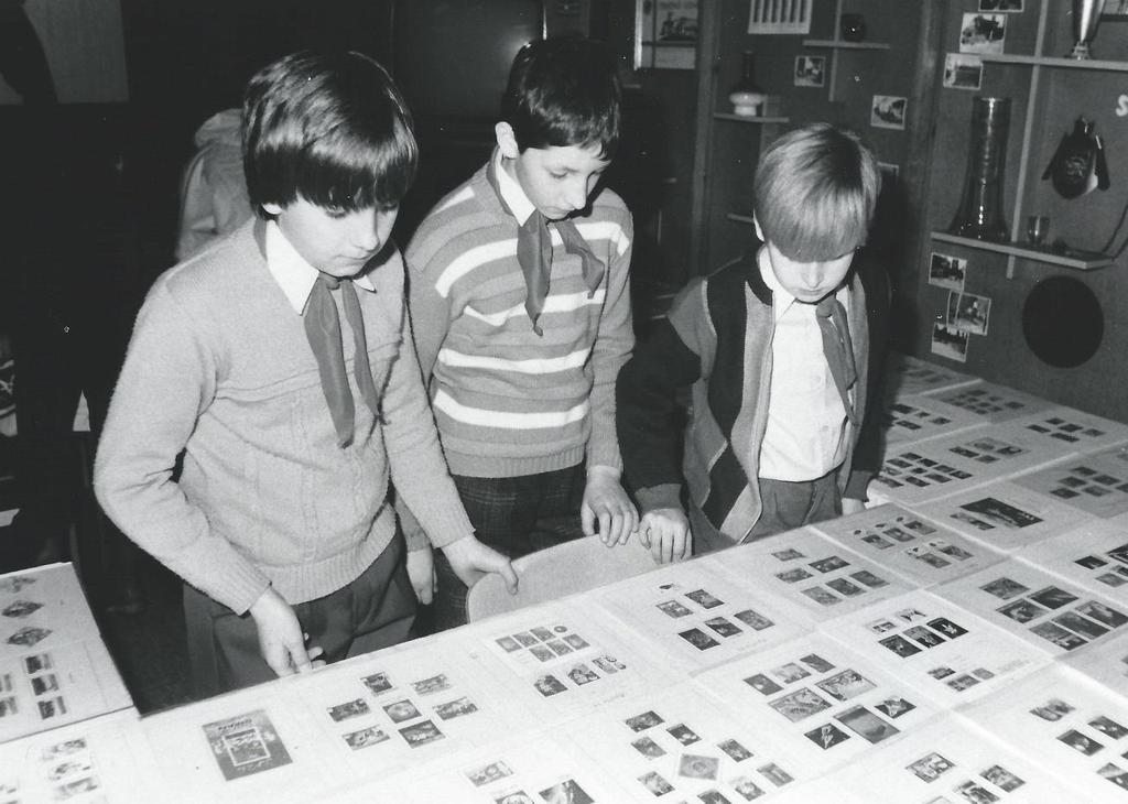 března 1988.