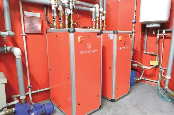 AquaMaster vzduch voda kompresor rozměry v x š x h (mm) hmotnost (kg) AquaMaster_22Z LG, 3x400V 1200x526x716 140