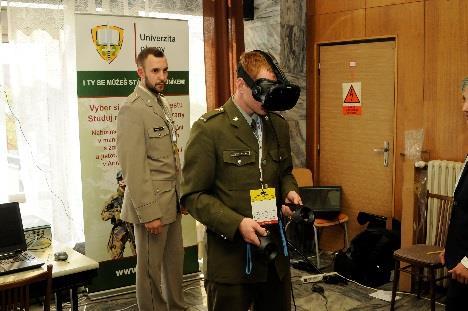 Odborné exkurze pro finalisty a středoškolské pedagogy V průběhu konání finálového klání připravili organizátoři soutěže ve spolupráci s Policejní akademií ČR v Praze, ČVUT, Státní pokladnou Centrem