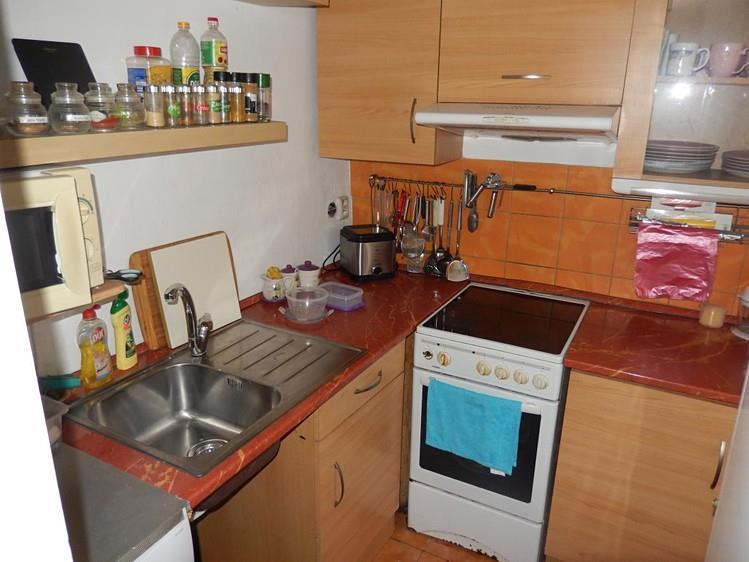 3. Celkový popis nemovitosti (dle dat uvedených v inzerci) Adresa Vraňany, okres Mělník Plocha užitná 150 Cena 2 490 000 Kč Podlahová plocha 150 Poznámka k ceně Neuvedeno Plocha přidruženého pozemku