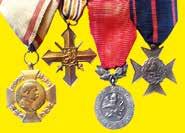 ), bižuterii a šperky a to jak zlaté, tak stříbrné, ale i z obecného kovu, vše ze stříbra a zlata (např. příbory, tabatěrky, nádobí atp., též ale i zubní zlato (a to i nečištěné).