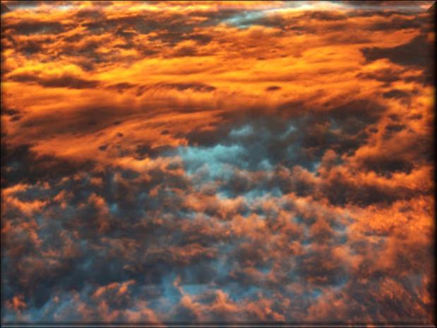 Fotografická soutěž 13. ročník Ve středu 1. 3. 2017 byl zahájen 13. ročník Fotografické soutěže. Tentokrát bylo zadané téma Kouzlo okamžiku inspirované Čapkovým citátem.