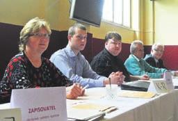Měl jste už odmalička rád lokomotivy, železnici a nákladní automobily? Radotíně jsme bydleli vedle tratě, hned za barákem byly koleje. Jako chlapec jsem tam každou chvíli chodil koukat na vlak.