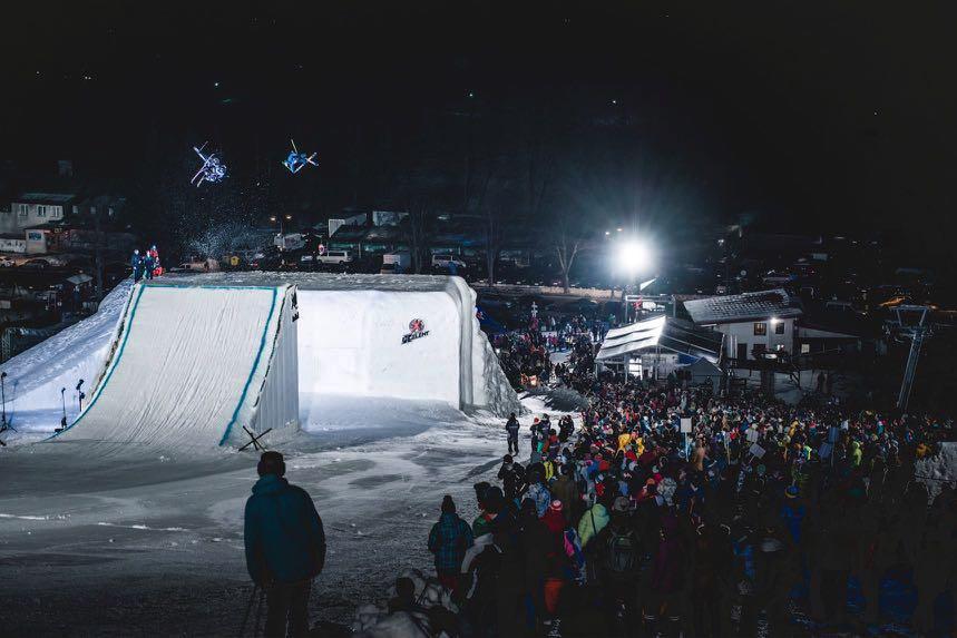 BUNKR V DEŠTNÉM Big air začne kvalifikací v pátek odpoledne a bude pokračovat noční týmovou