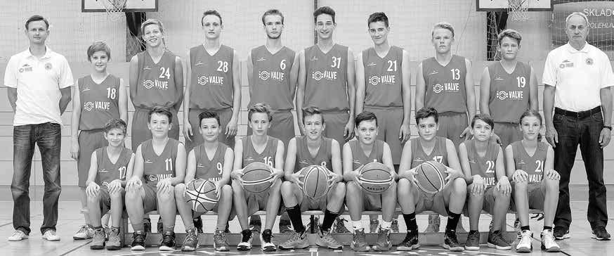 18 SPORT KALEIDOSKOP Kunovice stále vedou Okresní přebor šachistů, 7. kolo: Vlčnov C - Staré Město G 2,5:5,5; Mařatice - Kunovice B 1:7, Boršice C - Osvětimany 6,5:1,5; Dolní Němčí B - Velehrad 7:1.