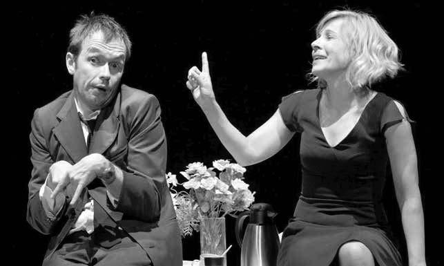 Setkání to byla vždycky milá a nesmírně lidská, vzpomíná dramaturgyně jmenovaných inscenací Iva Šulajová.
