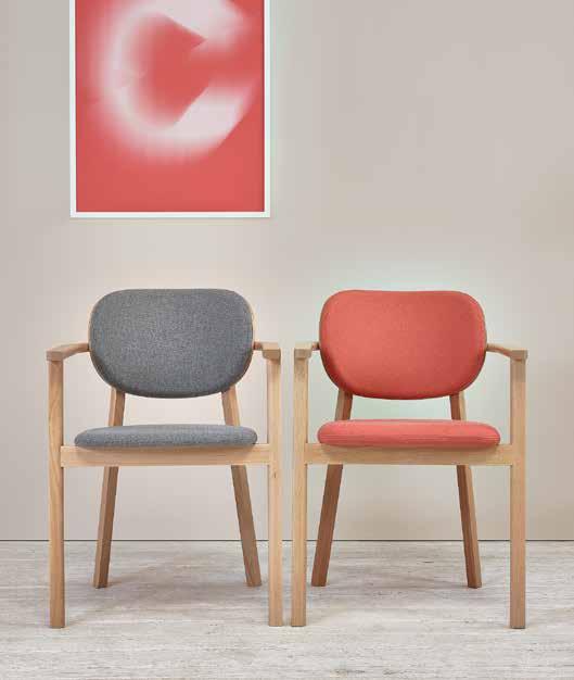 chair Vergleich der Dicke der Sitzkissen zwischen der Ess- und der Entspannungsvariante des Stuhls Porównanie grubości tapicerowanego siedziska w
