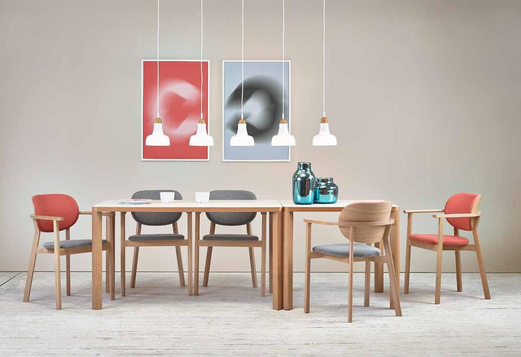 santiago dining table Jídelní stůl Tvarově čistý a zároveň detailně promyšlený stůl ve čtvercovém a obdélníkovém provedení.