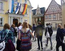 Stadtführung. Kulmbach ist das typische Beispiel einer süddeutschen Stadt mit dem wunderschönen mittelalterlichen Zentrum und den Gassen.