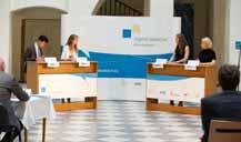 jedoch belohnt werden. Auch hier überzeugten bei der Debatte um die Frage Sollen in Tschechien alle Geschäfte sonntags geschlossen bleiben? Ivana und Kristýna die Jury.