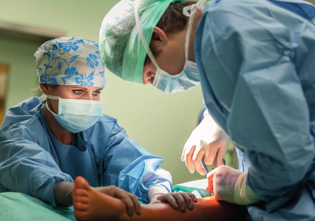 fesích je téměř 150, z toho lékařských 26,45. V listopadu 2016 došlo ke změně ve vedení cytogenetické laboratoře, Mgr. Helena Urbánková, Ph.D., která nahradila dlouholetou vedoucí laboratoře prof.