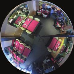 klienta Technologie Intelligent Video Analytics v plně panoramatickém celkovém pohledu u u diskrétní, estetická, nízkoprofilové provedení snadná instalace pootočením a zacvaknutím je diskrétní a