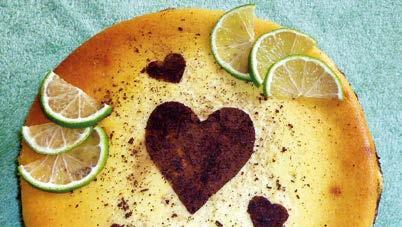 Šéfkuchař chválí Cheesecake recept od studentky oboru porodní asistentka absolvující praxi ve Vítkovické nemocnici Petry Januškové Ingredience na těsto: 1 balíček karamelových sušenek Lotus, 0,5