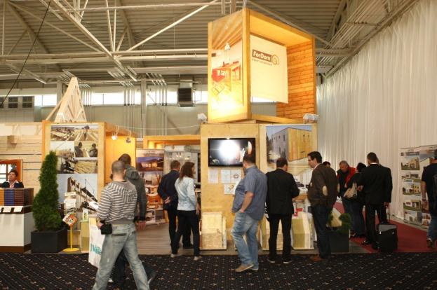 III. SLÁVNOSTNÉ OTVORENIE Veľtrh v druhý deň podujatia