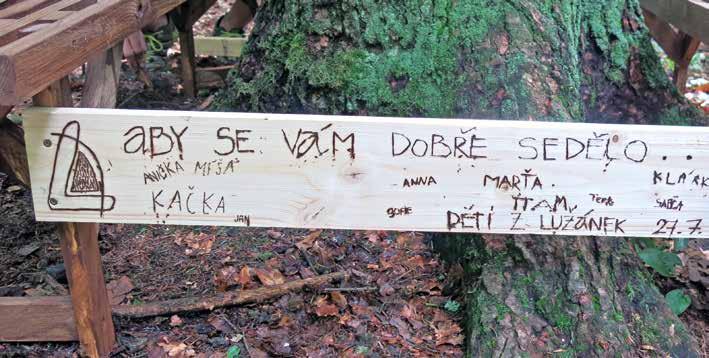 OBSAH 1. ÚVOD................................................................................. 4 2. Co jsou LUŽÁNKY?........................................................................ 4 3.