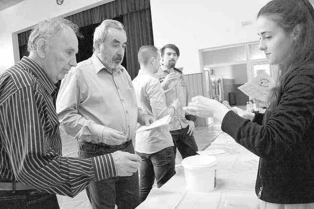 Tak jsme se přesunuli do většího, uvedl Václav Vlachynský, hlavní organizátor koštu. Letos měli návštěvníci možnost ochutnat 168 vzorků.