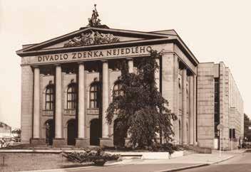 právě do ostravské operety na Karla Čepka, rodáka z Ostravy-Hrabůvky, který svou profesionální dráhu započal v roce 1963 nejprve v operním sboru SDO.