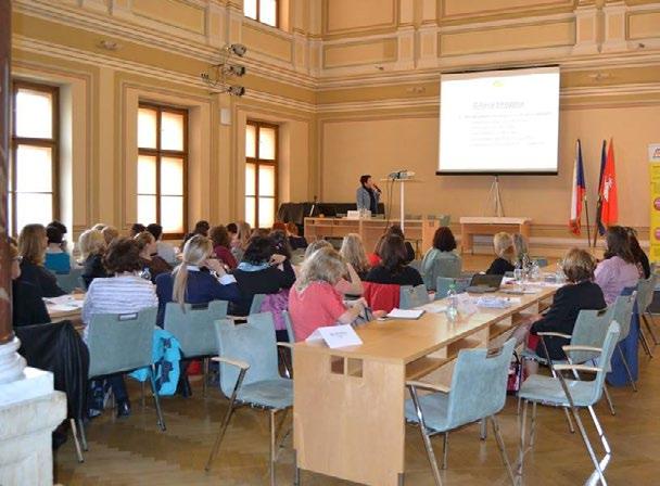 Směrem z PASti aneb autismus v praxi konference bourající bariéry pro osoby s PAS V pondělí 18. 4. 2016 proběhla v prostorách pardubické radnice konference Směrem z PASti aneb autismus v praxi.