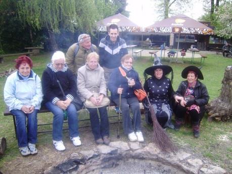 V Sociálně aktivizačních službách poskytujeme základního sociálního poradenství sluchově postiženým osobám a seniorům.