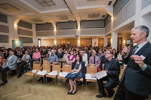 DUÁLNÍ BRONCHODILATACE INDAKATEROL/GLYKOPYRRONIUM V INHALAČNÍM SYSTÉMU BREEZHALER BYLA DOBROU VOLBOU PRO PACIENTA S CHOPN chuťovou a zrakovou kontrolu správně provedené inhalace, protože slyší víření