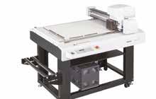 Kompaktní a více možností řezání rychlé uvádění nových nápadů do praxe design tisk finalizace Mimaki CFL-605RT MIMAKI CFL-605RT je deskový řezací plotr,