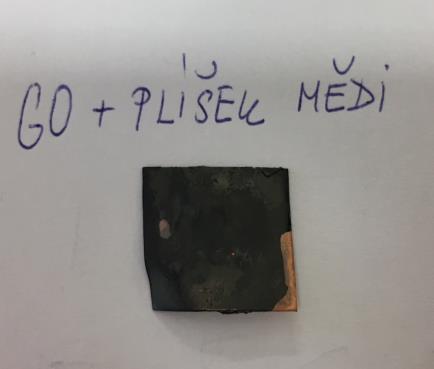 chemickou cestou pokrýt měděnou plochu částečně zredukovaným grafen