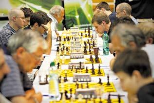 2 AKCE V PARDUBICÍCH Městské slavnosti Zrcadlo umění Agrofert Park Pardubické letní kino Czech Open Pernštejn (l) ove Pardubická juniorka Městské slavnosti Zrcadlo umění 18.