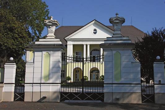 vatel města, a tak pro ně musíme zajistit dopravní obsluhu. Počet spojů tam stoupl ze čtyř na jedenáct denně, ale obsluha Astraparku, jak se lokalita jmenuje, není jednoduchá.