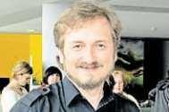 Liberecký kraj 14. července 2017 29 OdešelJan Pikous. Komunisty čílildoběla Jak vzpomínají na Jana Pikouse? Petr Šimr,fotograf Snímek Cháron zroku 2013, Pikousův poslední.