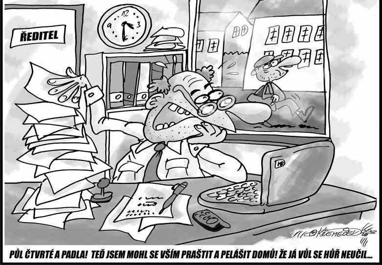 Ať už vejdete do prvního, druhého nebo třetího z vchodů, nemusíte být nutně odborníkem, abyste poznali, že duch bezmála stoletého domu je díky plísním, vlhkosti a nejrůznějším puklinám už dávno pryč.
