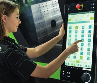 Tento virtuální stroj zobrazuje na monitoru celý ovládací panel stroje ENGEL a všechny pohyby stroje v reálném čase.