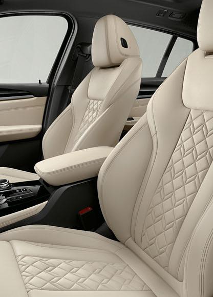 BMW Individual leskle černé obložení interiéru Piano Black. SEZNAMTE SE S BMW INDIVIDUAL INTERAKTIVNĚ.