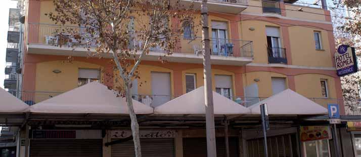 990 Rezidence LUGANO RIMINI Poloha: Moderní rezidence s recepcí je umístěna 50 m od