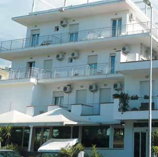 ITÁLIE RIMINI Hotel GATTEI *** 100 m od pláže recepce 24 hodin TV, telefon, balkon, výtah