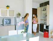 balkon. Max. obsazení apartmánu 4 osoby V budově je výtah. Půjčovna kol zdarma.