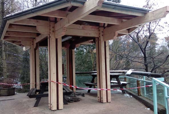 Výměna skla byla financována z pojištění zoo pro podobné případy. Stávající budova terénní stanice pod poníky byla přestavěna na expoziční objekt, který seznamuje návštěvníky s veterinární péčí v zoo.
