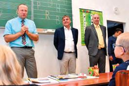 cz PRVŇÁČKY PŘIVÍTAL PAN PRIMÁTOR První školní den byl pro našich 79 prvňáčků skutečně výjimečným dnem. Dobrý start v nové životní roli žáka jim přišel osobně popřát primátor města Brna Petr Vokřál.