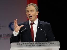 teoretik světového významu, ideologl Tonyho Blaira, který je přesvědčen, ţe je