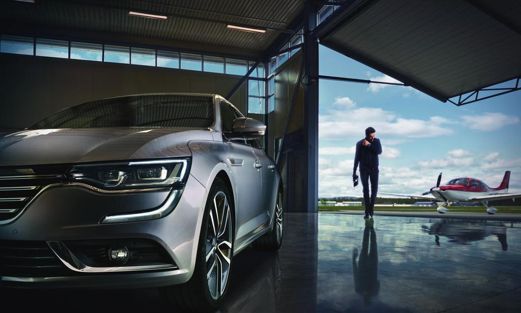 Veľké okamihy z perspektívy So svojím športovým charakterom rozbúri Renault TALISMAN stojaté vody svojej kategórie.